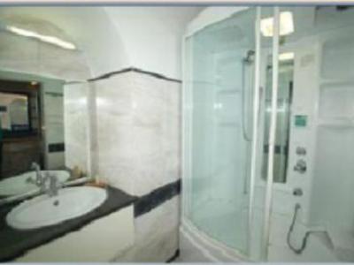 אימרוביגלי Phenix Hotel חדר תמונה